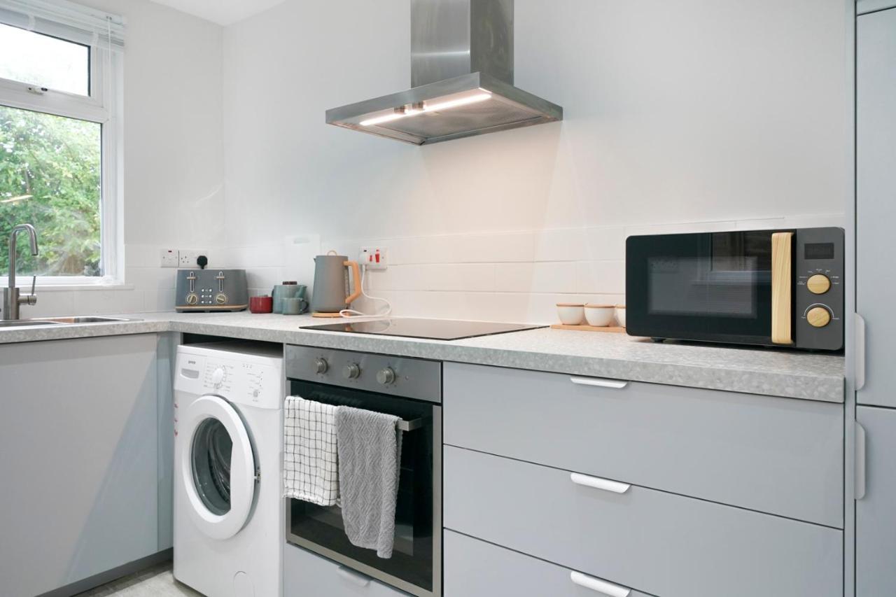 Close To City Centre Stylish 3 Bedroom House Belfast Exterior photo